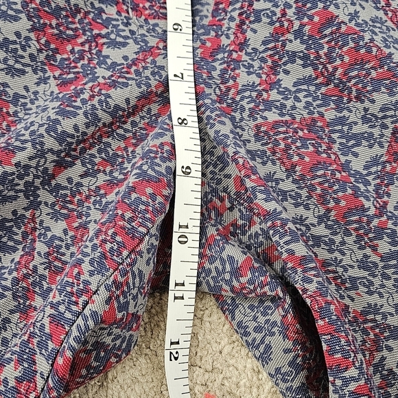 Cabi Women's  Palm Beach Print Women's Ankle Crop Pants Size 8 - Picture 13 of 15